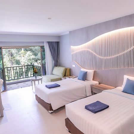 Amora Beach Resort Phuket Praia de Bang Tao Exterior foto