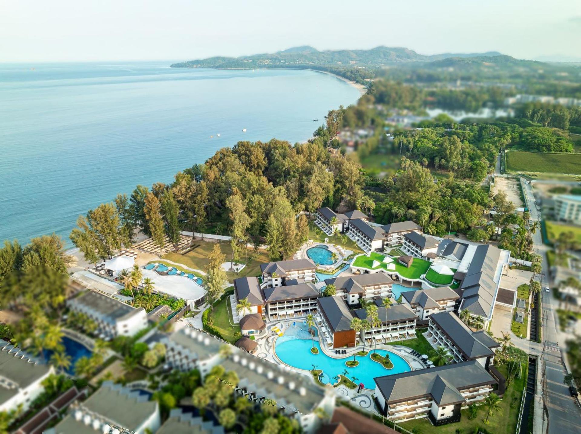 Amora Beach Resort Phuket Praia de Bang Tao Exterior foto
