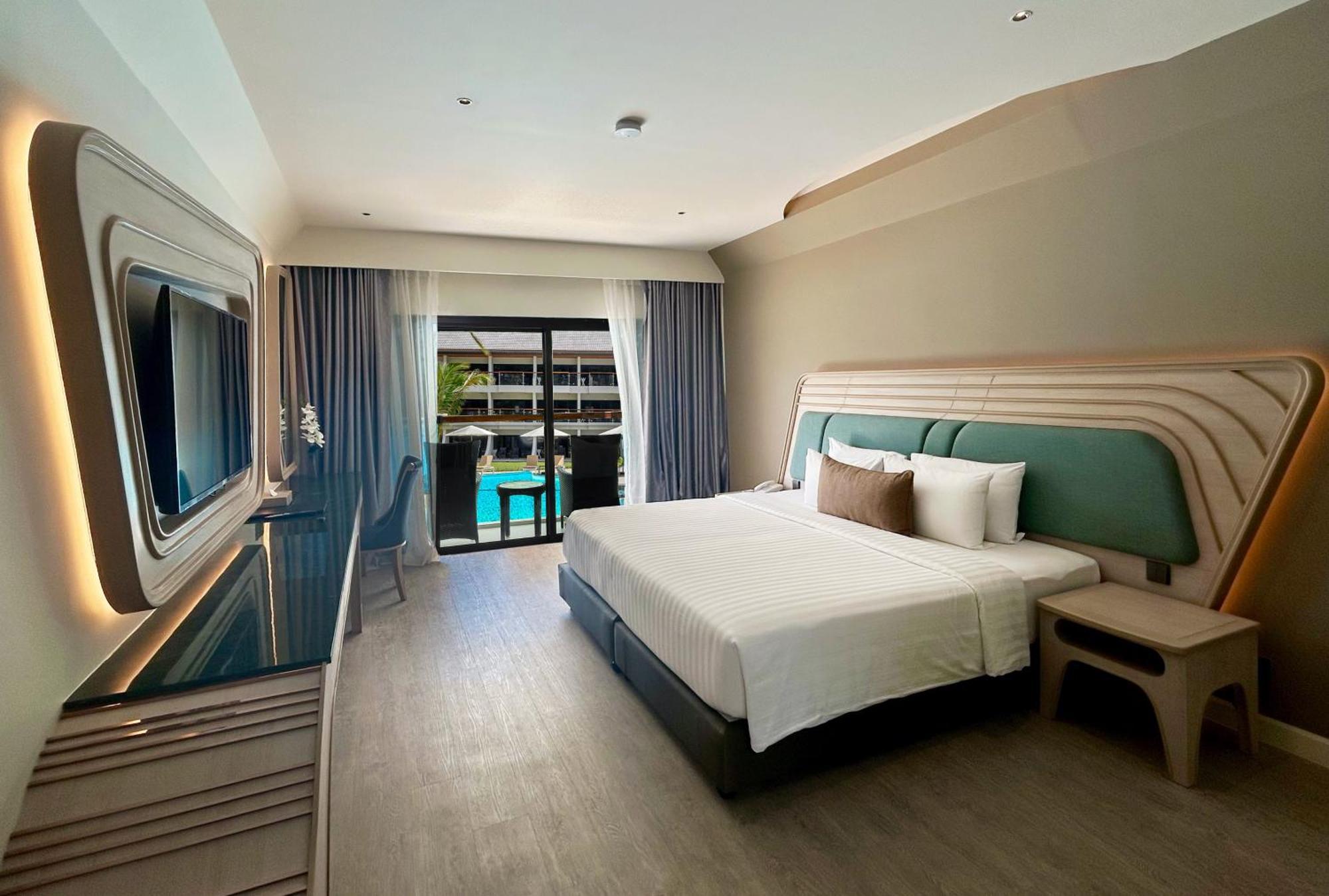 Amora Beach Resort Phuket Praia de Bang Tao Exterior foto